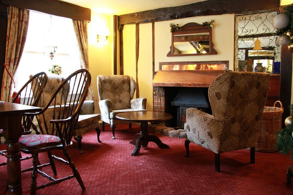 The Bell Hotel Clare Luaran gambar
