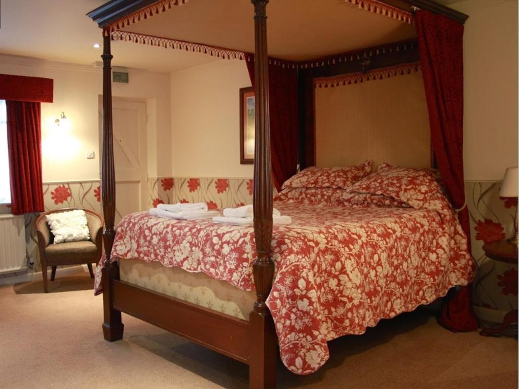 The Bell Hotel Clare Luaran gambar