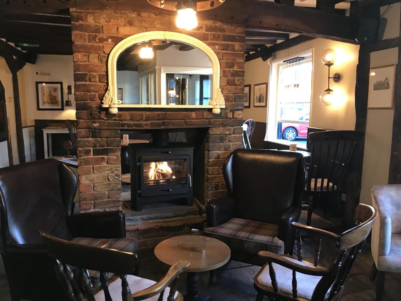 The Bell Hotel Clare Luaran gambar